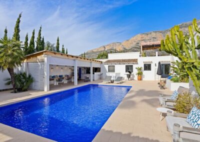 Huis te koop Javea - Montgo vallei